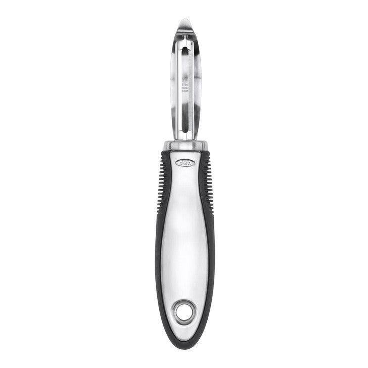 OXO Swivel Peeler in Black Made of Stainless Steel Anti Slip Handle